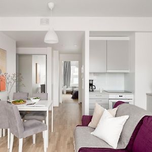 2Br Design Home 400 M From Train Station Tikkurila Vantaa Exterior photo