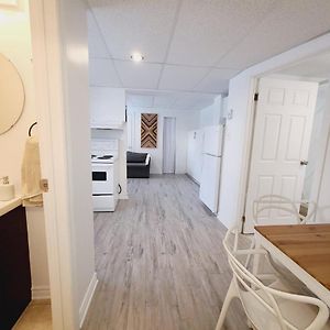 Appartamento Cozy 1Br In Vieux-Longueuil +Parking 14Min Downtown Exterior photo