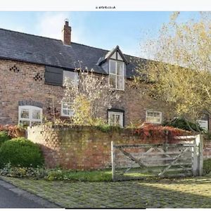 Appartamento The Coach House Annex Tilston Exterior photo