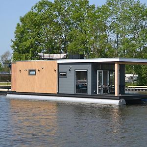 Appartamento Welcome In - Houseboat 'Riggelbrug Sneekermeer' - Paviljoenwei 4 - Sneek Offingawier Exterior photo