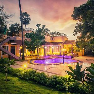 Shore Beats Villa Bombay Exterior photo