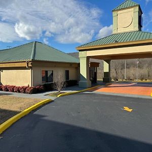 Quality Inn Harriman Exterior photo