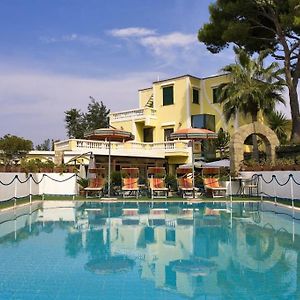 Albergo Villa Hibiscus Forio di Ischia Exterior photo