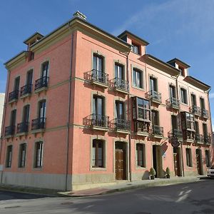 Hotel La Casona De Lazurtegui Ribadeo Exterior photo