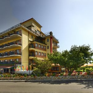 Hotel Parco Castellammare di Stabia Exterior photo