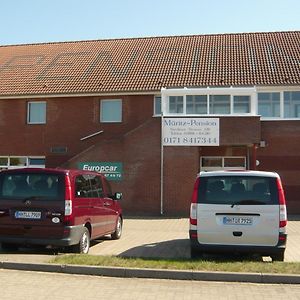 Hotel Mueritz-Pension Waren Waren  Exterior photo