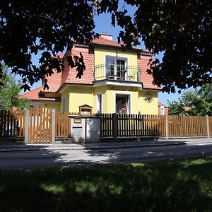 Hotel Slunecni Dum Český Krumlov Exterior photo