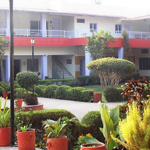 Hotel Goverdhan Tourist Complex Fatehpur Sīkri Exterior photo