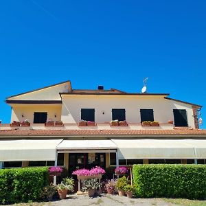 Hotel I Fiori Del Feo Malaventre Exterior photo