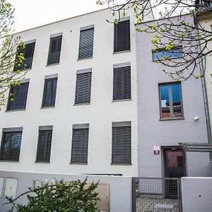 Black Field Apartment Brno Exterior photo