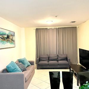 Private Bedroom In Miami Coral Gables Exterior photo