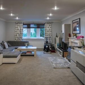 Enjoy A Luxury & Peaceful 4B-2B Home In Addingham Exterior photo