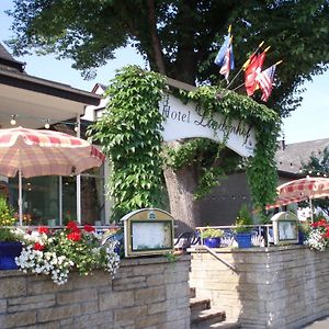 Hotel Lindenhof Osterspai Exterior photo