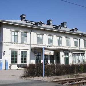 Hotell Lilla Station Köping Exterior photo