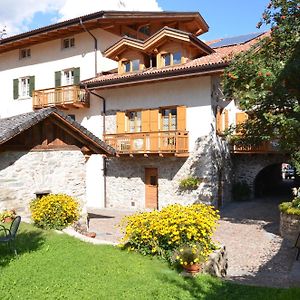 Residence Ca' Delle Margherite Pellizzano Exterior photo