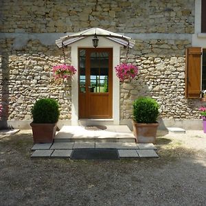 Chambres d'Hôtes de la Junchère Saint-Hilaire-de-Court Exterior photo