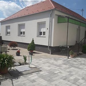 Hotel Szalay Vendégház Hegykő Exterior photo