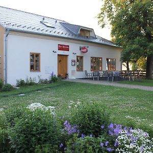 Hotel Bílý Beránek Hladov Exterior photo