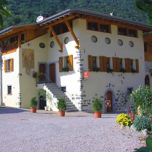 Hotel Locanda Borgo Chiese Condino Exterior photo