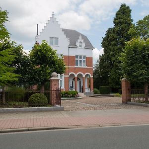 Appartamento Prachtig Herenhuis Uit 1925 Nijlen Exterior photo