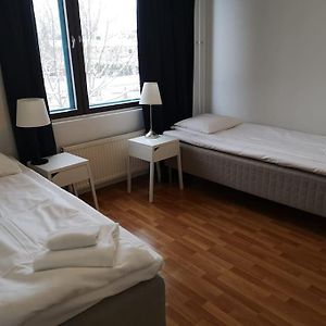 Appartamento Kotimaailma - Kotoisa Saunallinen Kolmio Tikkurilan Palveluiden Aeaerellae Vantaa Exterior photo