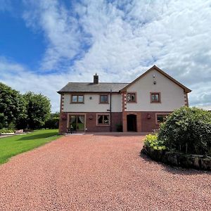 Pass The Keys Spectacular 7Br House Hot Tub And Gardens In Gretna Villa Gretna Green Exterior photo