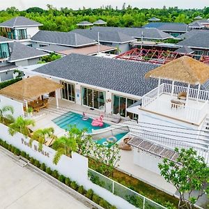 Pool House Pool Villa Petchaburi Exterior photo