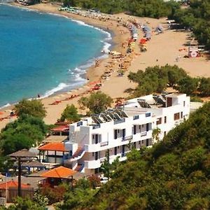 Bay Watch Aparthotel Karpathos Exterior photo