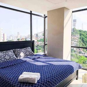 Appartamento Penthouse Con Vista Increible! Piso 17! 2 Hab Guayaquil Exterior photo