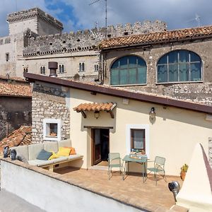 Appartamento Aurora Medieval House Sermoneta Exterior photo