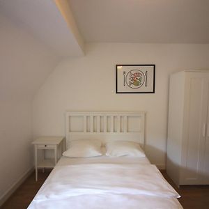 Rent A Home Eptingerstrasse - Self Check-In Basilea Room photo