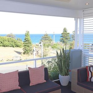 The Sands Views Over Caves Beach Exterior photo