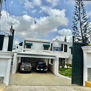 Appartamento Bonita Casa En Alameda Santo Domingo Exterior photo