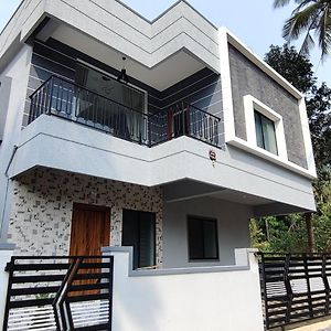 Sukruthi Service Apartment Mangalore Exterior photo