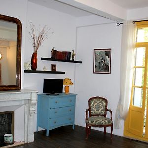 Mas De Bellegou Bed and Breakfast Portiragnes Room photo