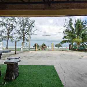 Seaview Promenade Homestay Dungun Room photo