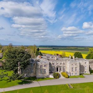 Hazlewood Castle & Spa Affittacamere Tadcaster Exterior photo