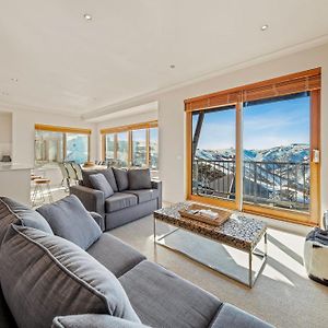 Appartamento Schnapps Penthouse Ski Apt With Undercover Parking Mount Hotham Exterior photo