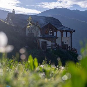 Hotel Zeneli Alpin Chalet Cerem Exterior photo