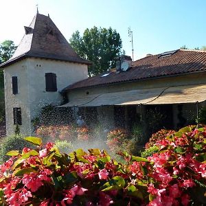 Hotel Moulin Rouhaud Montboyer Exterior photo