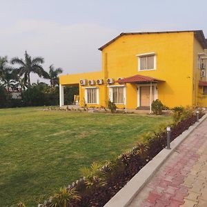 Sunshine Villa Rāipur Exterior photo