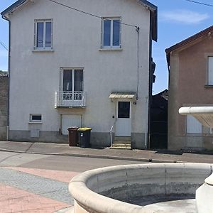 Gite De La Fontaine Villa Venarey-les-Laumes Exterior photo