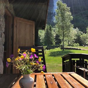 Hotel Vassbakken Kro Og Camping Skjolden Exterior photo