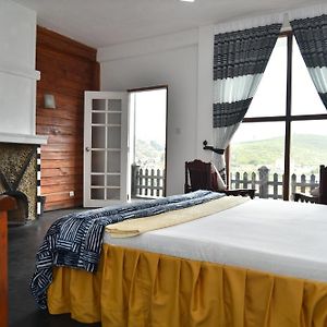 Shiny Cot Triple Room With Lake View Nuwara Eliya Exterior photo