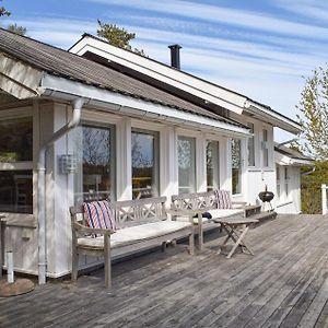 Cozy Home In Tvedestrand With Kitchen Exterior photo