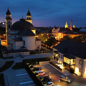 The Dome Hotel Satu Mare Exterior photo