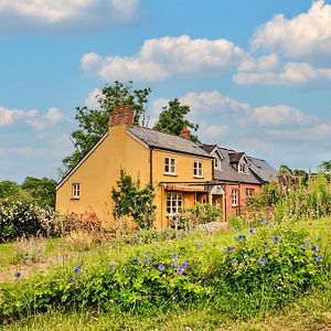 Finest Retreats - Beili Glas Cottage Penrhos  Exterior photo