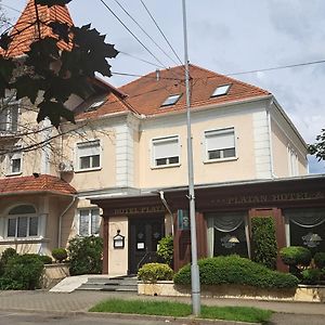 Platán Hotel Sárvár Exterior photo