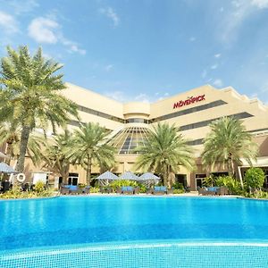 Moevenpick Hotel Bahrain Al Al Muharraq Exterior photo