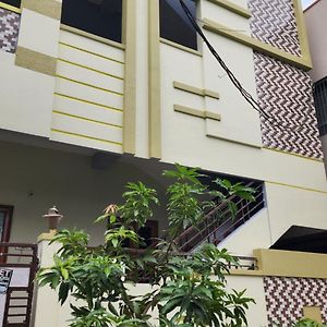 Hotel Kalyani Residency Mandapeta Exterior photo
